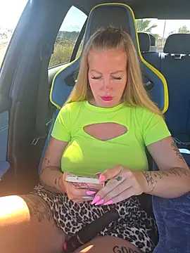 Jassy Foxy online show from 06/10/26, 03:00