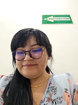 Sakura 0505 online show from 11/23/25, 08:41