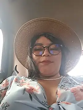 Sakura 0505 online show from 12/17/25, 08:48