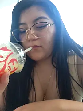 Snapshot of Sakura_0505 chatting on 04/16/26, 08:53 Sakura 0505 online show from 04/16/26, 08:53