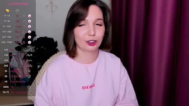 KindHazelHere  online show from 02/15/25, 05:28