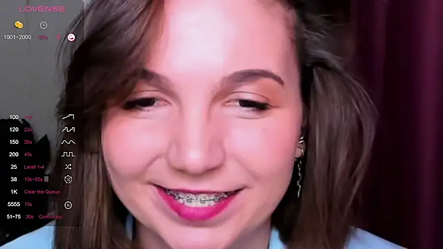 KindHazelHere  online show from 02/28/25, 08:18