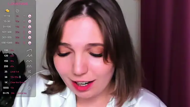 KindHazelHere  online show from 03/05/25, 07:17