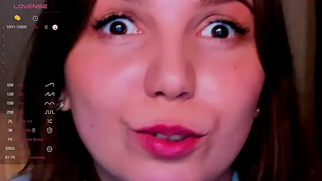 KindHazelHere  online show from 03/17/25, 11:21