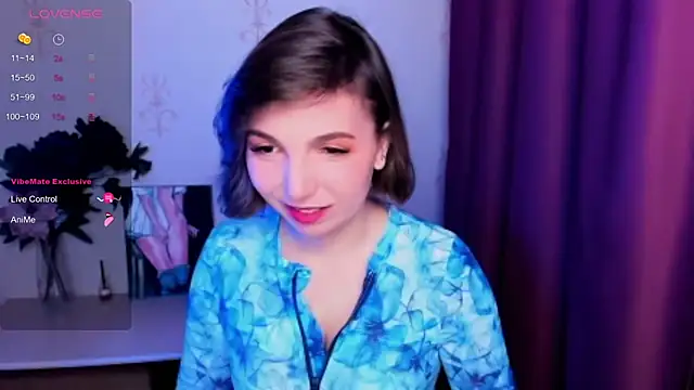 KindHazelHere  online show from 11/03/25, 08:26