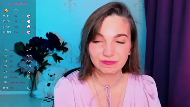 KindHazelHere  online show from 01/18/26, 06:34