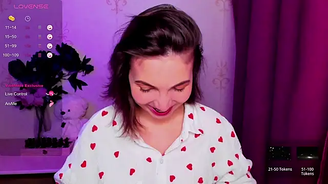 KindHazelHere  online show from 02/24/26, 11:25