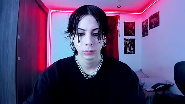 Snapshot of dussk_ chatting on 01/05/25, 05:41 dussk online show from 01/05/25, 05:41