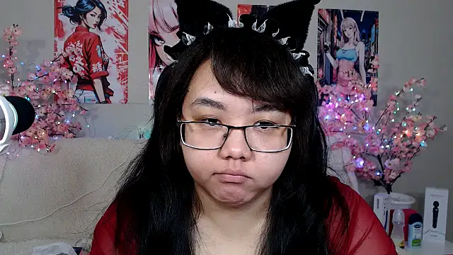 Snapshot of Moertomlly chatting on 07/10/26, 05:34 Moertomlly online show from 07/10/26, 05:34