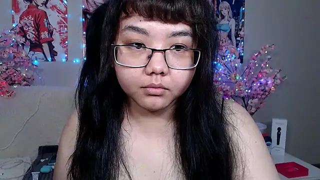 Snapshot of Moertomlly chatting on 07/12/26, 04:14 Moertomlly online show from 07/12/26, 04:14