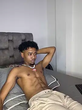 Snapshot of matatanlove chatting on 12/28/24, 04:51 matatanlove online show from 12/28/24, 04:51