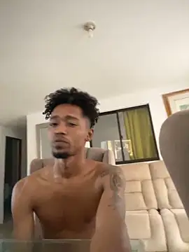 Snapshot of matatanlove chatting on 02/03/25, 10:32 matatanlove online show from 02/03/25, 10:32