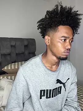 Snapshot of matatanlove chatting on 02/27/25, 08:28 matatanlove online show from 02/27/25, 08:28