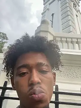 Snapshot of matatanlove chatting on 02/27/25, 10:31 matatanlove online show from 02/27/25, 10:31