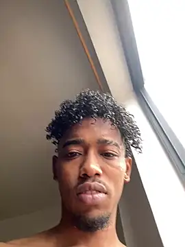 Snapshot of matatanlove chatting on 03/06/25, 05:11 matatanlove online show from 03/06/25, 05:11