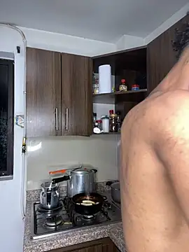 Snapshot of matatanlove chatting on 03/18/25, 03:53 matatanlove online show from 03/18/25, 03:53