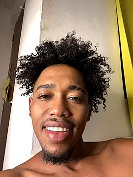 Snapshot of matatanlove chatting on 10/09/25, 03:26 matatanlove online show from 10/09/25, 03:26