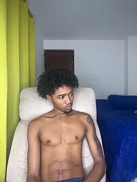 Snapshot of matatanlove chatting on 11/07/25, 08:20 matatanlove online show from 11/07/25, 08:20