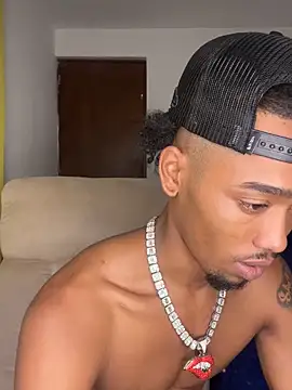 Snapshot of matatanlove chatting on 11/13/25, 05:50 matatanlove online show from 11/13/25, 05:50