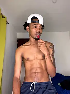 Snapshot of matatanlove chatting on 01/18/26, 06:28 matatanlove online show from 01/18/26, 06:28