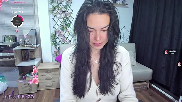 Snapshot of Lunlunera chatting on 02/23/25, 03:02 Lunlunera online show from 02/23/25, 03:02