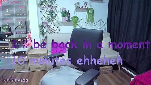 Snapshot of Lunlunera chatting on 03/20/25, 09:48 Lunlunera online show from 03/20/25, 09:48