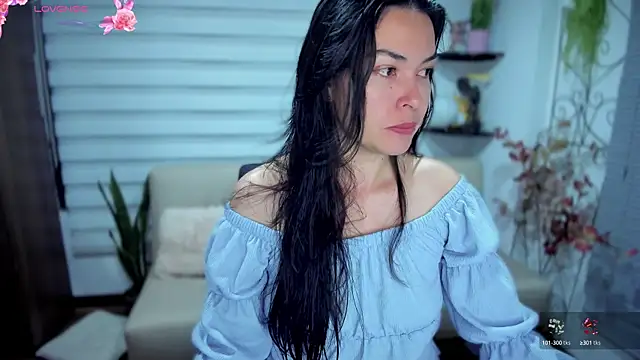 Snapshot of Lunlunera chatting on 10/17/25, 06:49 Lunlunera online show from 10/17/25, 06:49