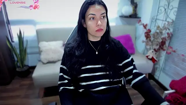 Snapshot of Lunlunera chatting on 10/26/25, 09:21 Lunlunera online show from 10/26/25, 09:21