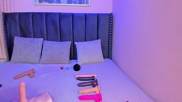 ashlye miller  online show from 01/24/25, 03:43