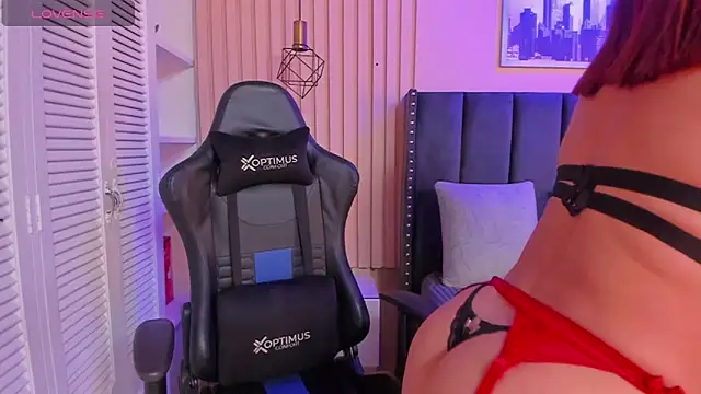 ashlye miller  online show from 02/15/25, 03:52