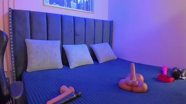 ashlye miller  online show from 09/12/25, 04:12