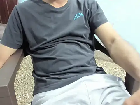 Snapshot of ArjunDeeper chatting on 10/17/25, 05:15 ArjunDeeper online show from 10/17/25, 05:15