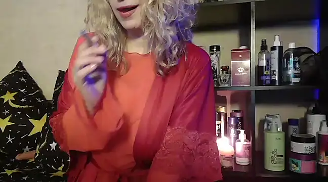 Snapshot of Natasha_Nannette chatting on 12/29/24, 07:22 Natasha Nannette online show from 12/29/24, 07:22