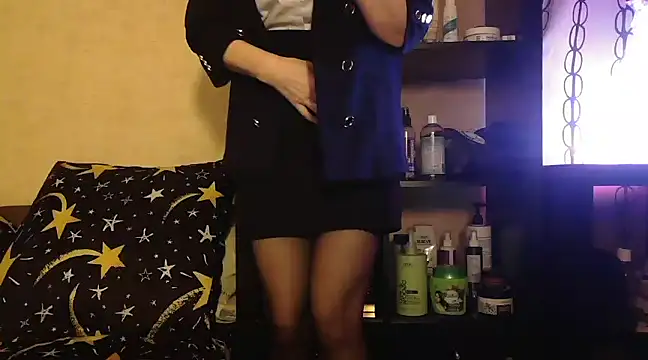 Snapshot of Natasha_Nannette chatting on 02/26/25, 08:22 Natasha Nannette online show from 02/26/25, 08:22