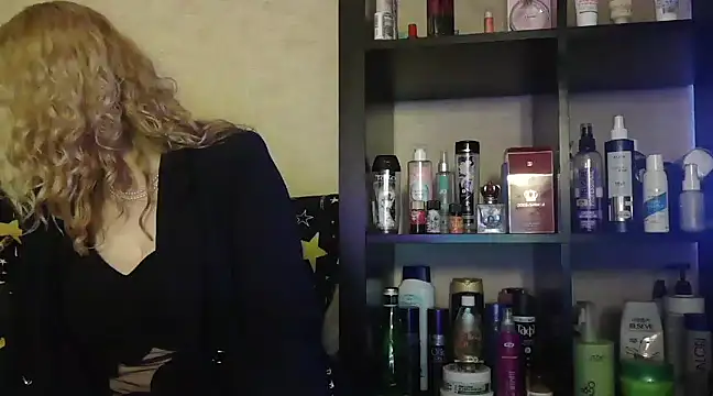 Snapshot of Natasha_Nannette chatting on 03/04/25, 03:15 Natasha Nannette online show from 03/04/25, 03:15