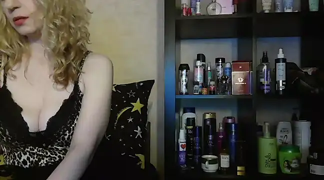 Snapshot of Natasha_Nannette chatting on 03/14/25, 07:55 Natasha Nannette online show from 03/14/25, 07:55