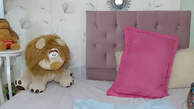 mature martina online show from 02/12/25, 12:48