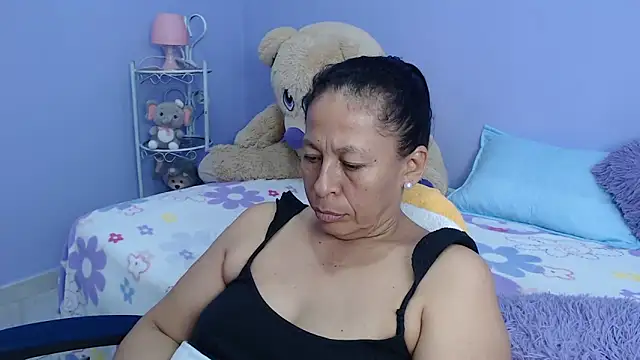 mature martina online show from 02/23/25, 04:50