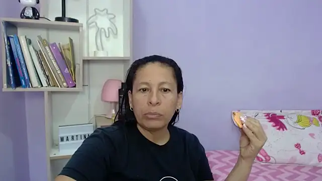 mature martina online show from 11/08/25, 09:57