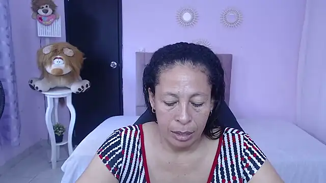 mature martina online show from 03/07/26, 08:17