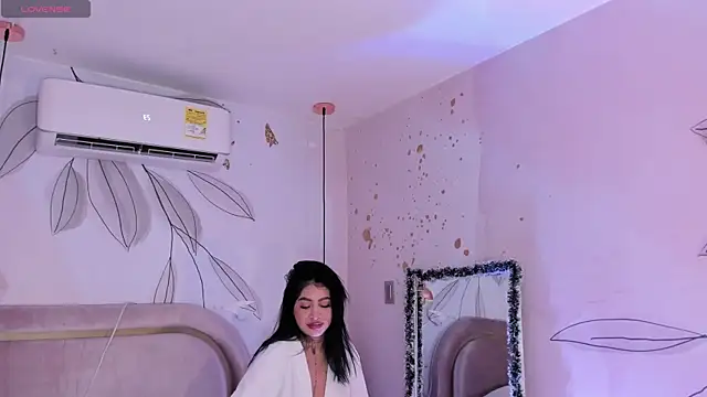 JESYSOZ23  online show from 01/06/25, 03:42