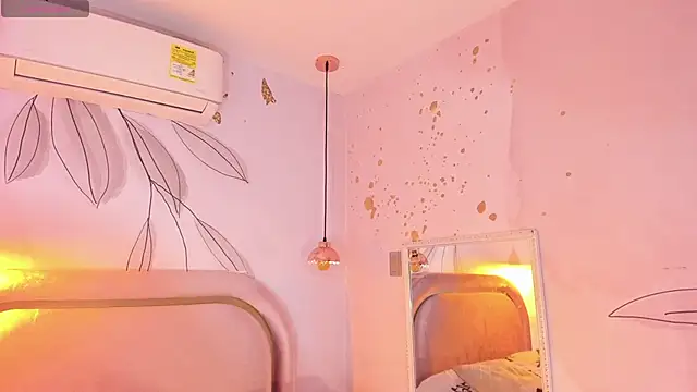 JESYSOZ23  online show from 03/22/25, 03:30