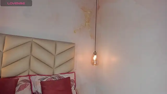 JESYSOZ23  online show from 10/23/25, 07:45