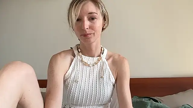 ivankai  online show from 01/10/26, 03:08