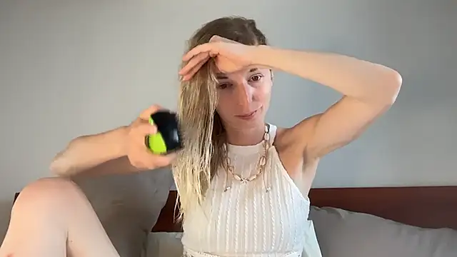 ivankai  online show from 03/02/26, 11:06