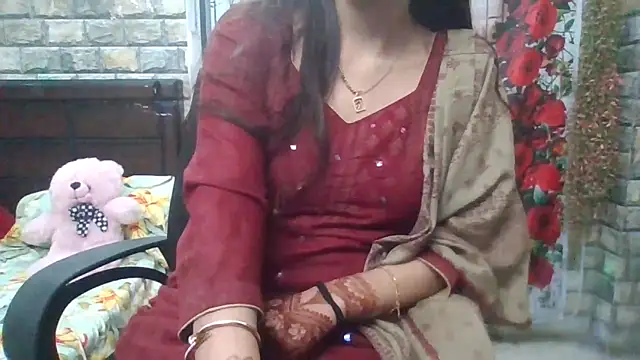 Snapshot of Sexy_iknoor chatting on 04/09/26, 05:51 Sexy iknoor online show from 04/09/26, 05:51