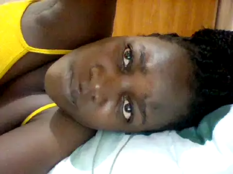 Snapshot of Alessandrajenna chatting on 02/12/25, 04:23 Alessandrajenna online show from 02/12/25, 04:23