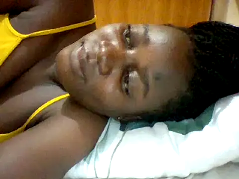 Snapshot of Alessandrajenna chatting on 02/13/25, 05:48 Alessandrajenna online show from 02/13/25, 05:48