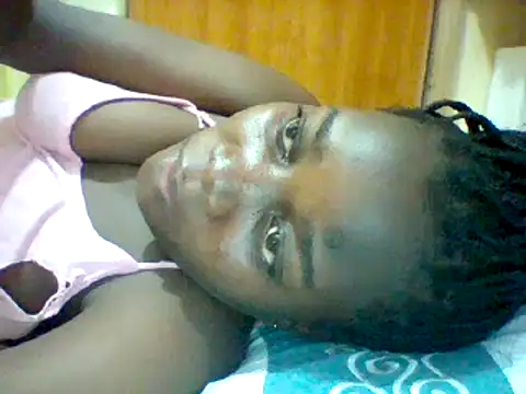 Snapshot of Alessandrajenna chatting on 03/06/25, 06:37 Alessandrajenna online show from 03/06/25, 06:37