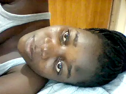 Snapshot of Alessandrajenna chatting on 03/12/25, 09:45 Alessandrajenna online show from 03/12/25, 09:45